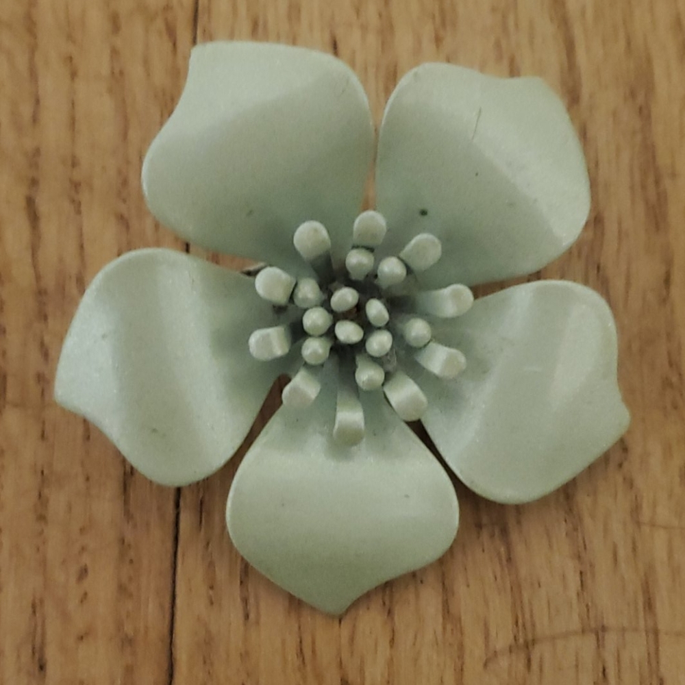 lot of 9 vintage enamel pin brooches flowers - Picture 7 of 10